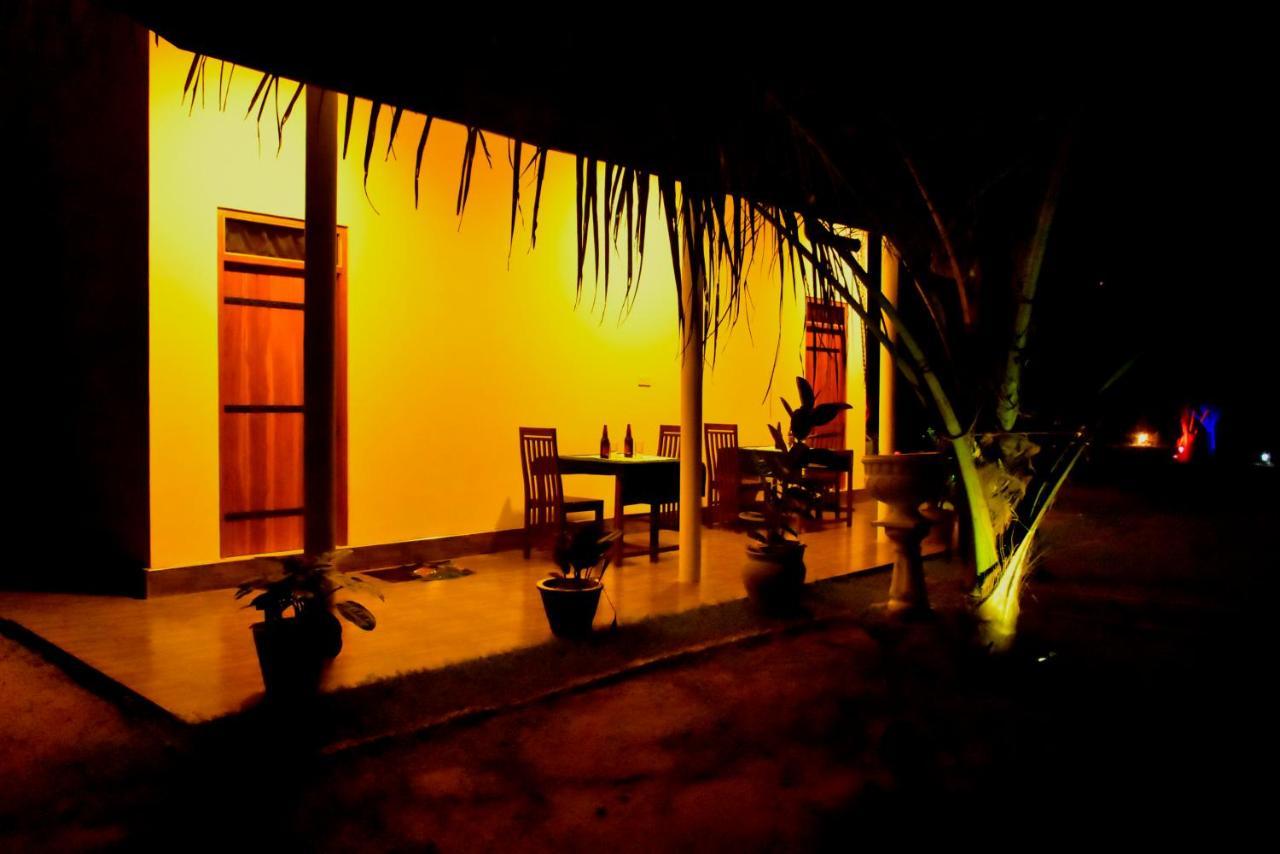 Little Ele Safari Lodge Удавалаве Экстерьер фото